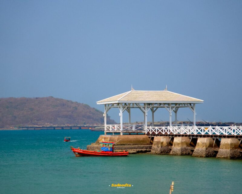 สะพานอัษฎางค์ แลนด์มาร์กสีขาวแห่งรัก บนเกาะสีชัง 3 BOY04867