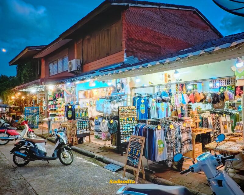ชุมชนศรีรายา เมืองเก่าลันตา (Lanta Old Town)สัมผัสเสน่ห์ร้อยปีริมทะเลกระบี่ 8 ชุมชนศรีรายา" หรือ Lanta Old Town