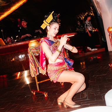 Akara Sky Hanuman: แลนด์มาร์คใหม่ใจกลางกรุงฯ ที่เพื่อนซี้อย่างเราอยากชวนไปเช็คอิน! 4 Nang Hai