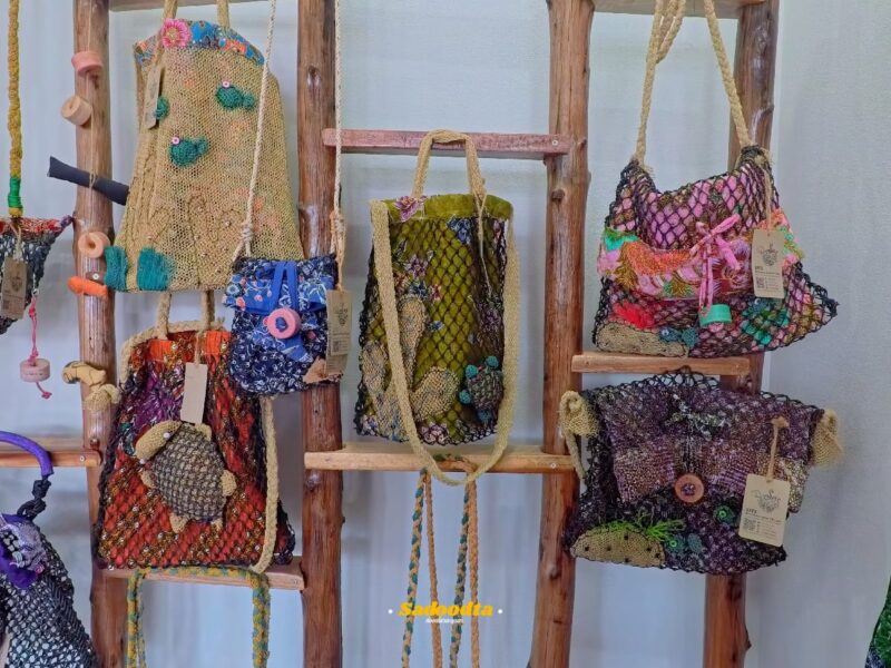 เปลี่ยนขยะทะเลให้เป็นงานศิลปะ: เช็คอิน SFTS Artisan Cafe กระบี่ พื้นที่สร้างสรรค์เพื่อความยั่งยืน 1 SFTS Artisan Cafe 004