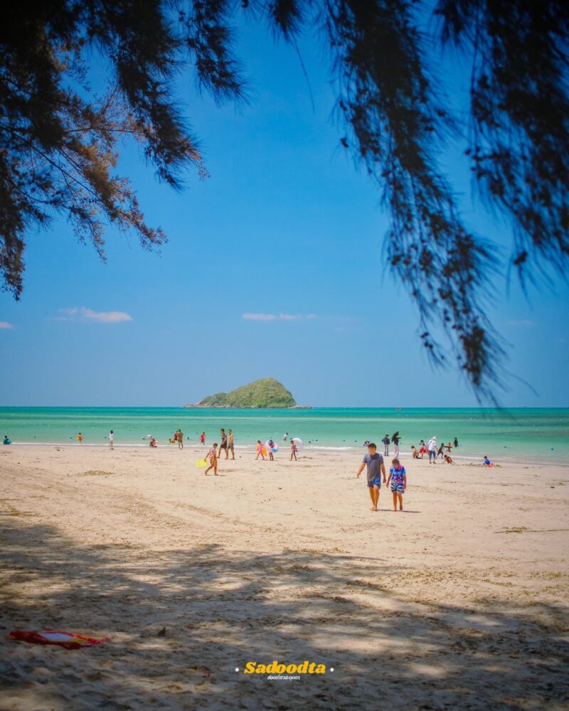 เที่ยวหาดนางรำ-หาดนางรอง สัตหีบ: ทะเลใกล้กรุง น้ำใสเหมือนข้ามเกาะ ในงบประหยัด! 9 nangrumbeach 003