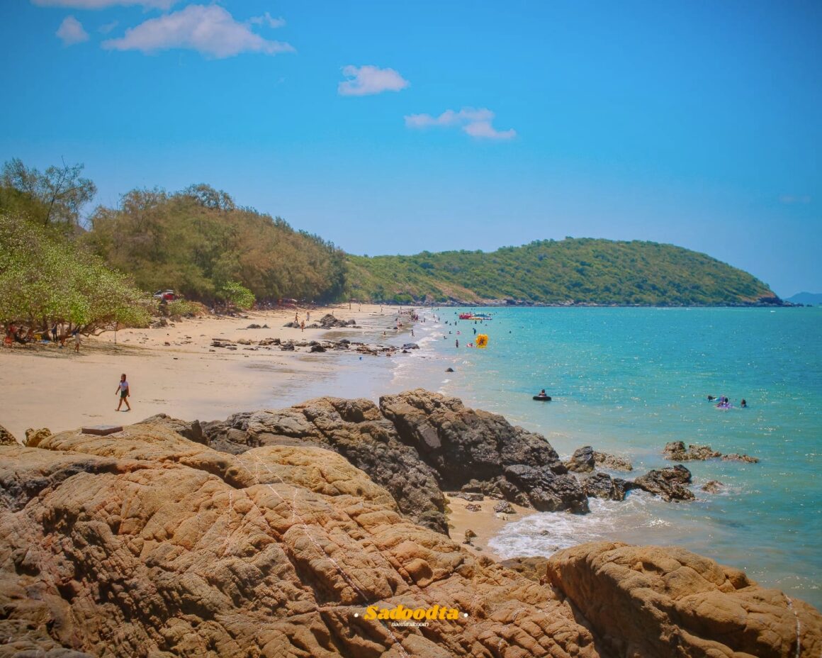 เที่ยวหาดนางรำ-หาดนางรอง สัตหีบ: ทะเลใกล้กรุง น้ำใสเหมือนข้ามเกาะ ในงบประหยัด! 11 nangrumbeach 017